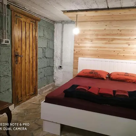 Hostel Old Town *